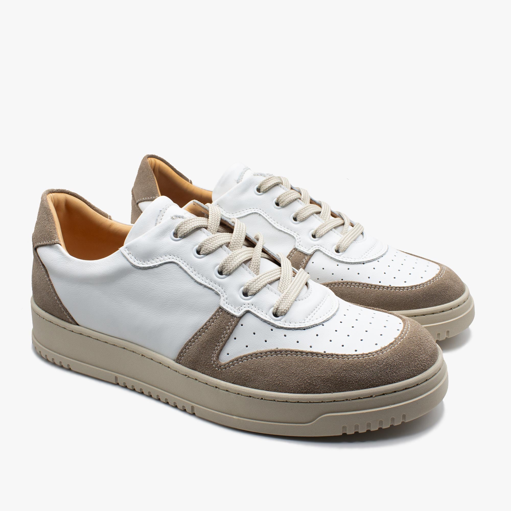 Sneaker 825U uomo bianca e beige