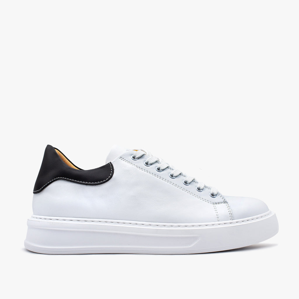 Sneaker 827 uomo bianca e nera